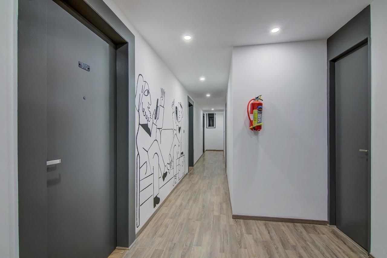 Super Townhouse Global Village Tech Park Near Kengeri Bus Terminal Metro Station Bengaluru Kültér fotó
