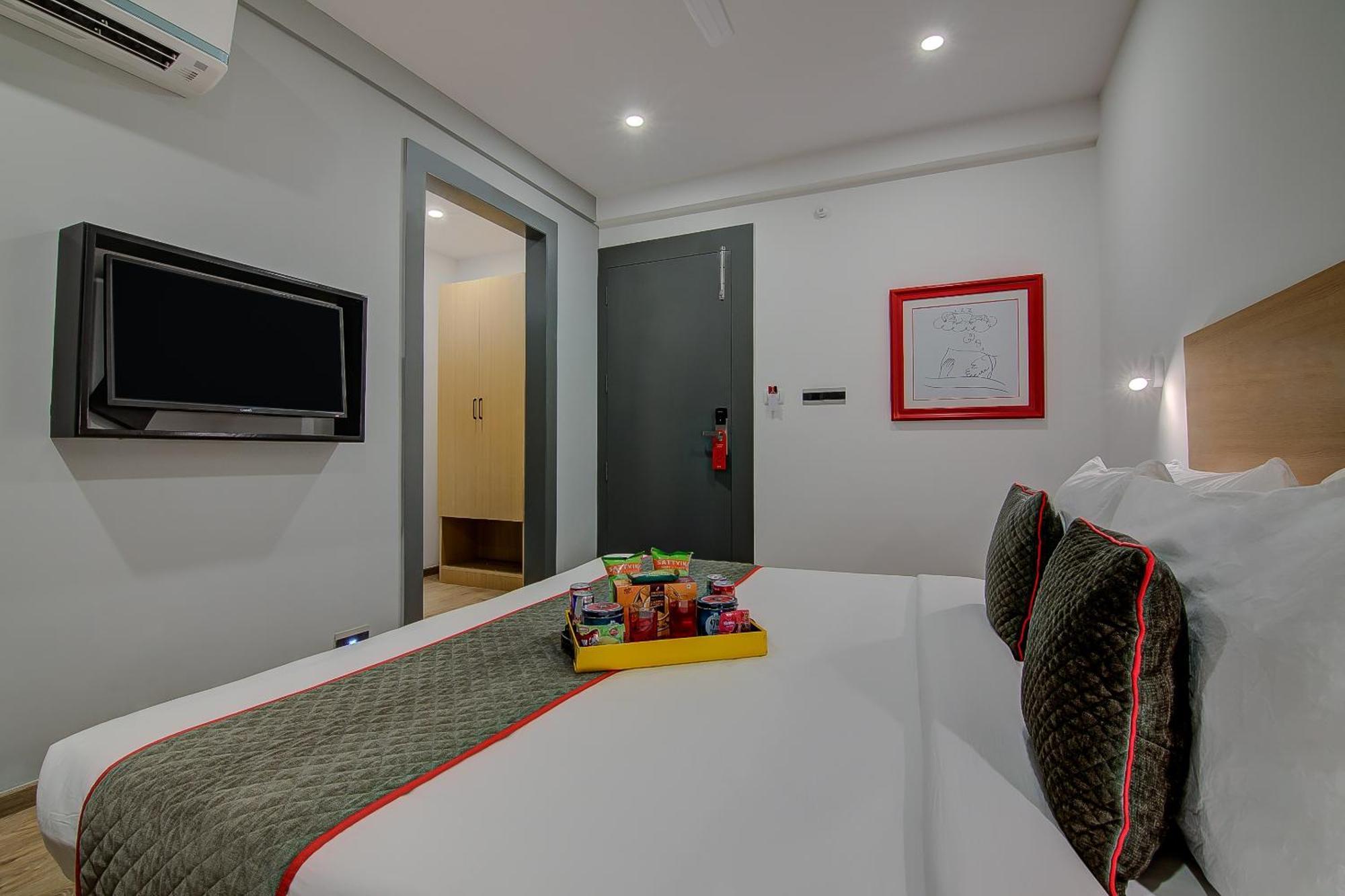 Super Townhouse Global Village Tech Park Near Kengeri Bus Terminal Metro Station Bengaluru Kültér fotó