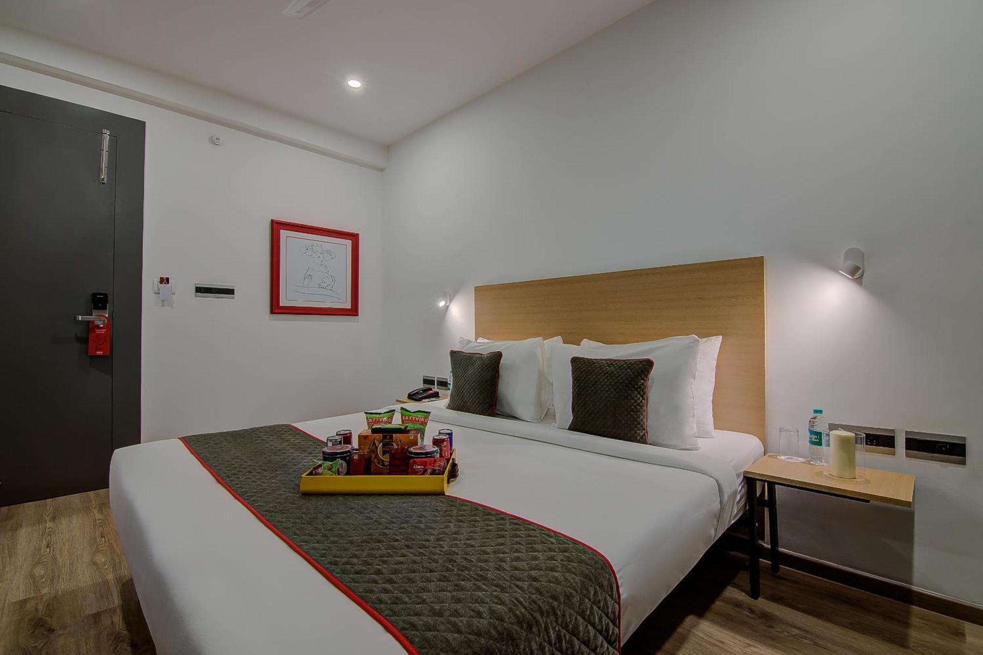 Super Townhouse Global Village Tech Park Near Kengeri Bus Terminal Metro Station Bengaluru Kültér fotó