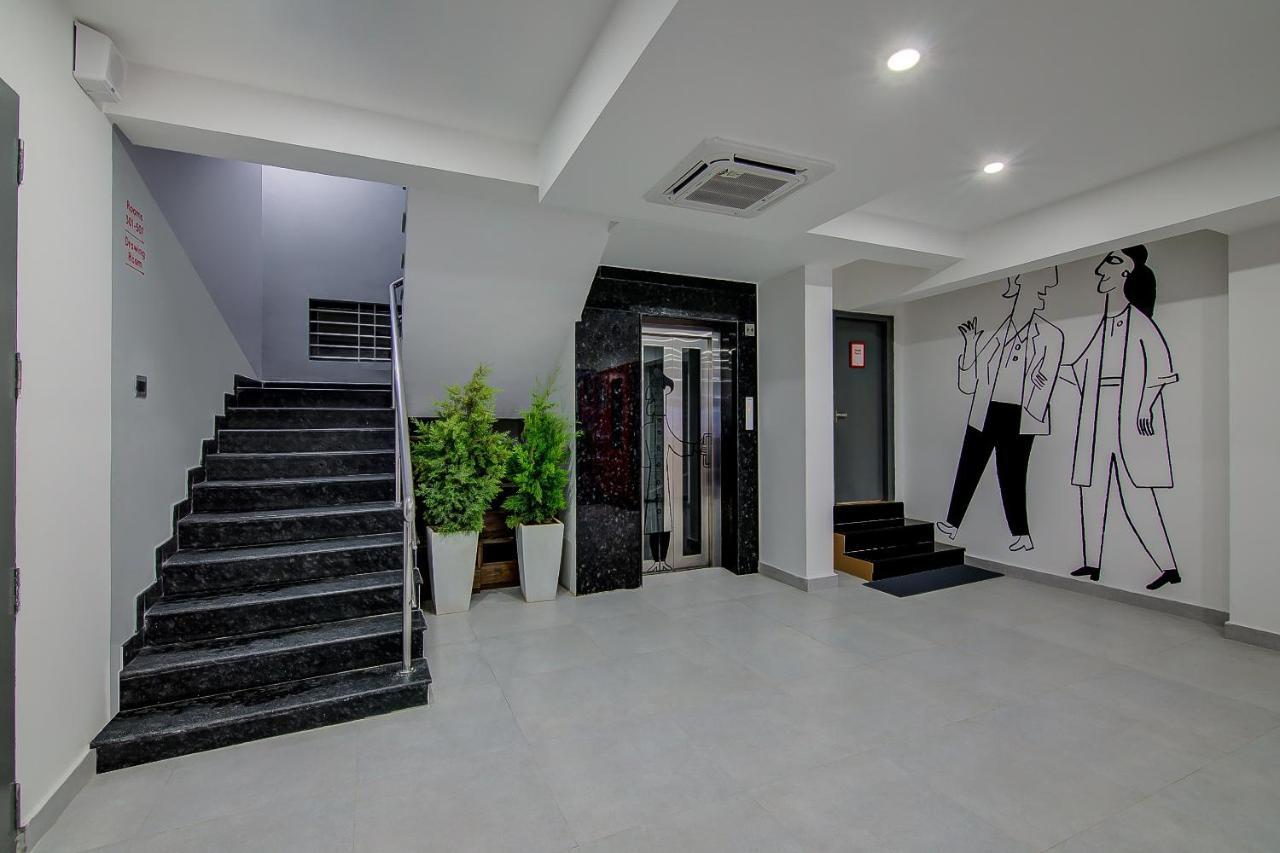Super Townhouse Global Village Tech Park Near Kengeri Bus Terminal Metro Station Bengaluru Kültér fotó