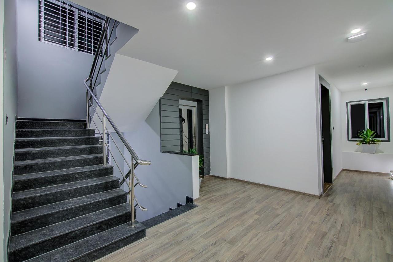 Super Townhouse Global Village Tech Park Near Kengeri Bus Terminal Metro Station Bengaluru Kültér fotó